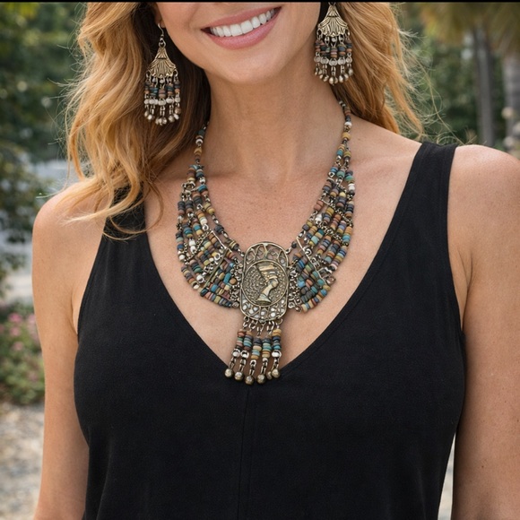 VINTAGE EGYPTIAN REVIVAL Nefertiti Faience Bead NECKLACE & Earrings